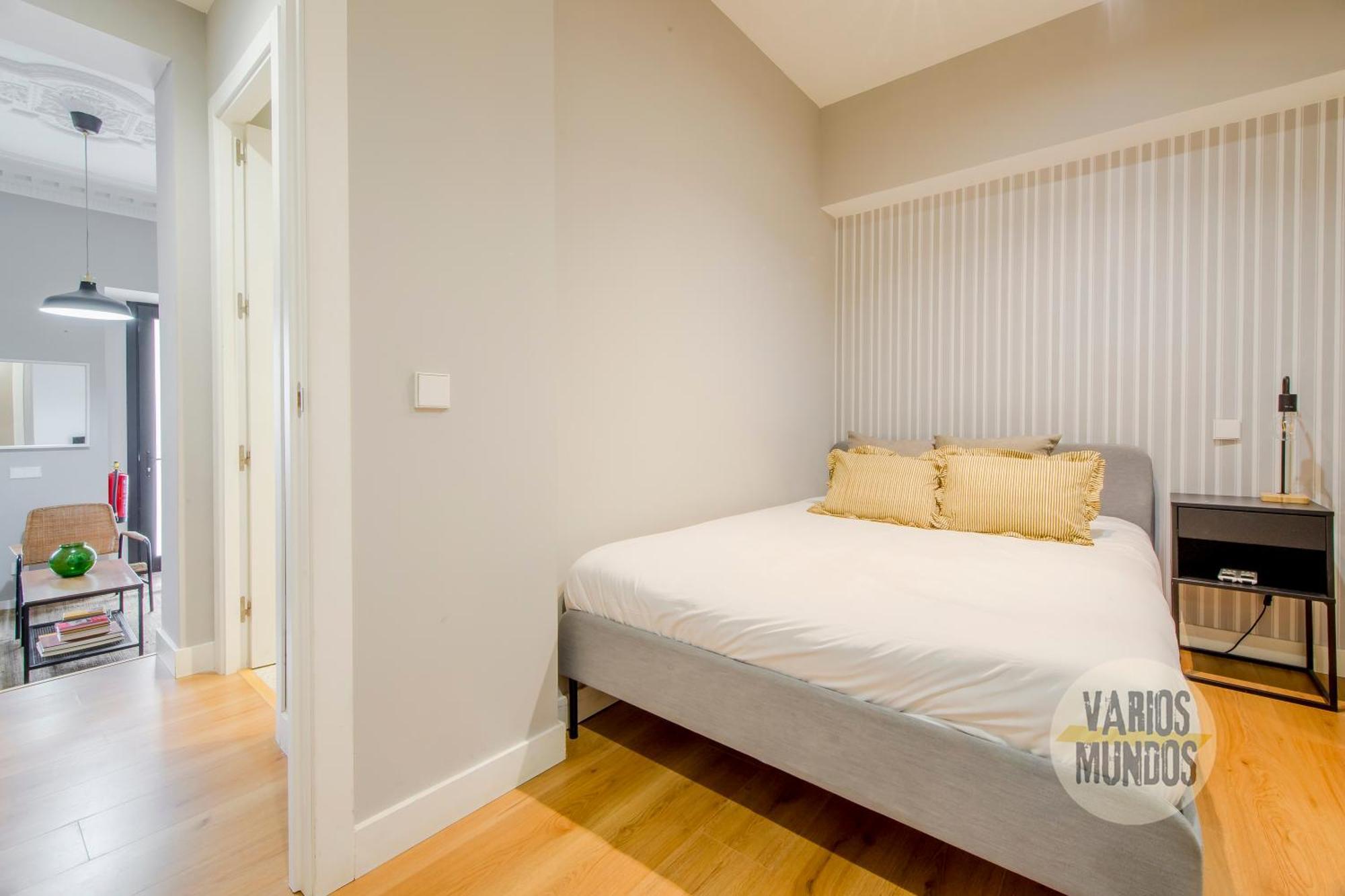 Modern Apt & Cool Interior Design A 20 Metros Del Retiro E1 مدريد المظهر الخارجي الصورة