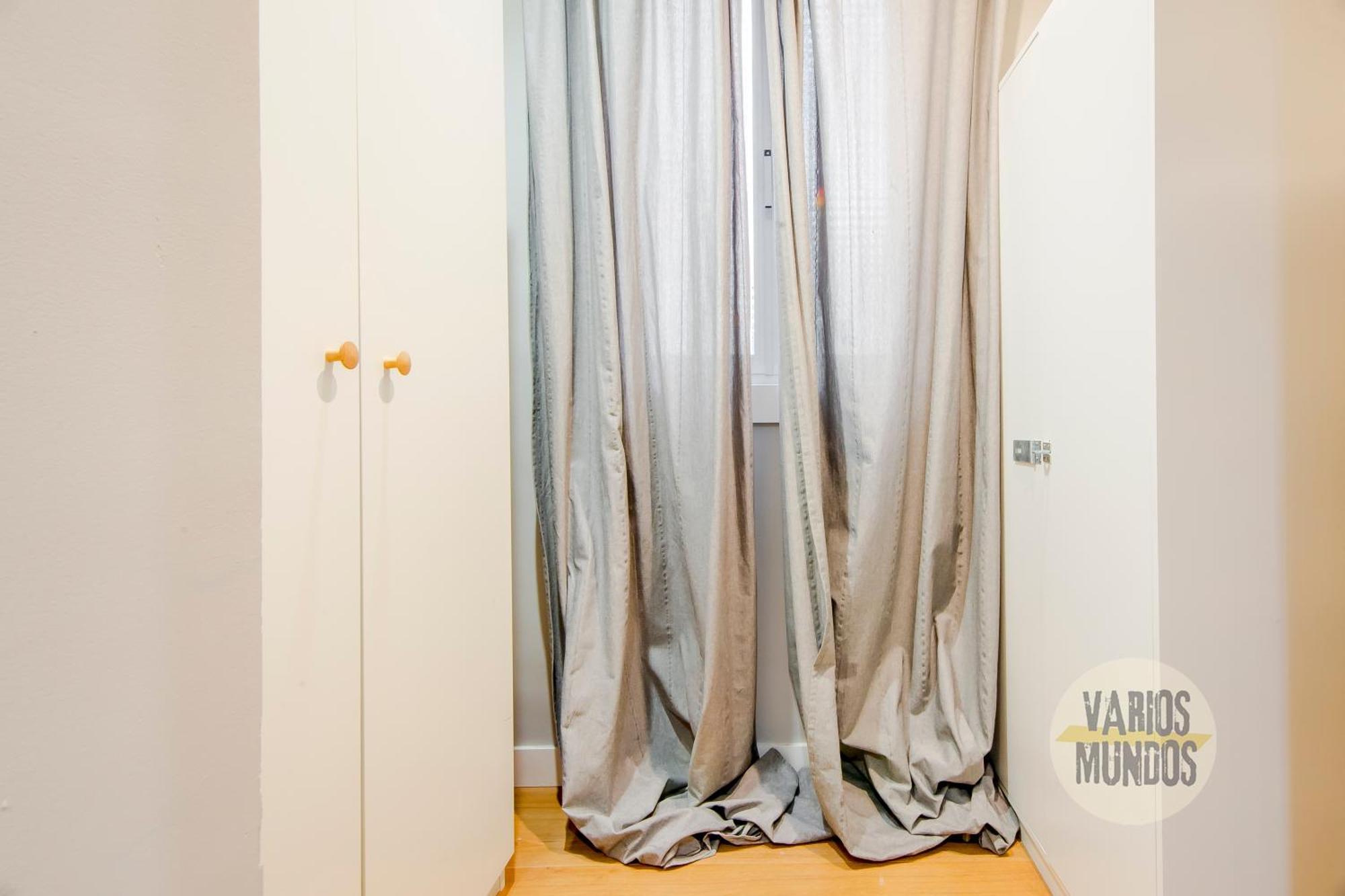 Modern Apt & Cool Interior Design A 20 Metros Del Retiro E1 مدريد المظهر الخارجي الصورة